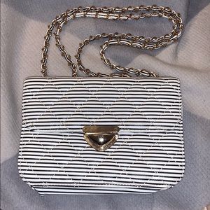 FRANCESCAS BLUE/WHITE CHAIN CROSSBODY/SHOULDER BAG